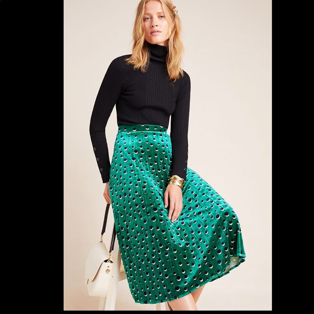 Anthropologie PLEATED VELVET SKIRT M Petite